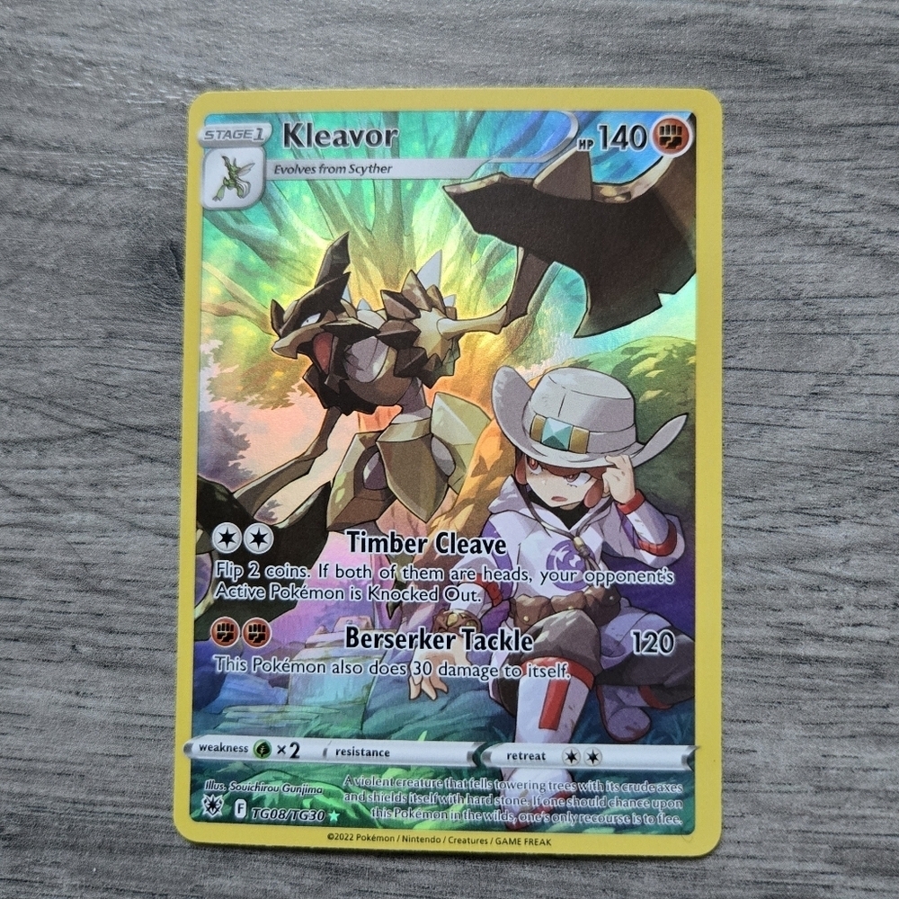 Kleavor #TG08 Pokemon Astral Radiance Holo Card